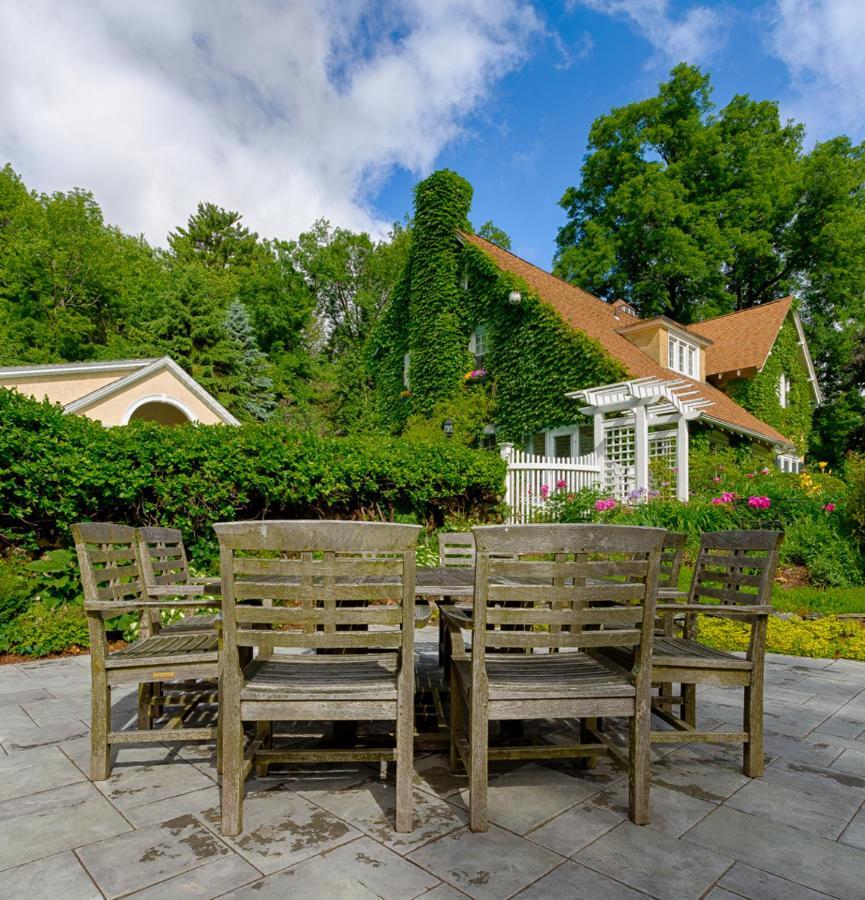 Howarth House Bed And Breakfast Фітчбург Екстер'єр фото